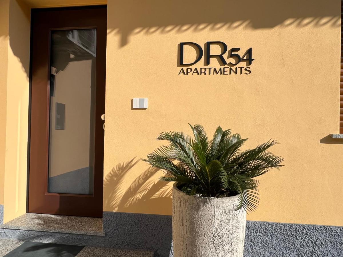Dr54 Apartments Rho Exteriör bild