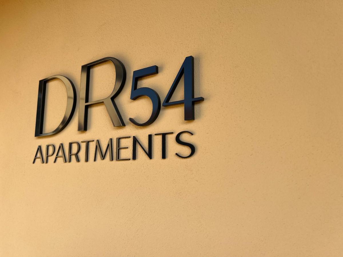 Dr54 Apartments Rho Exteriör bild